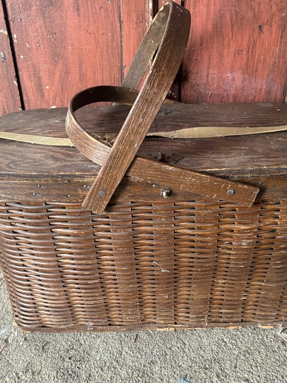 Antique Hawkeye Style Woven Wicker Picnic Basket with Metal Inserts.